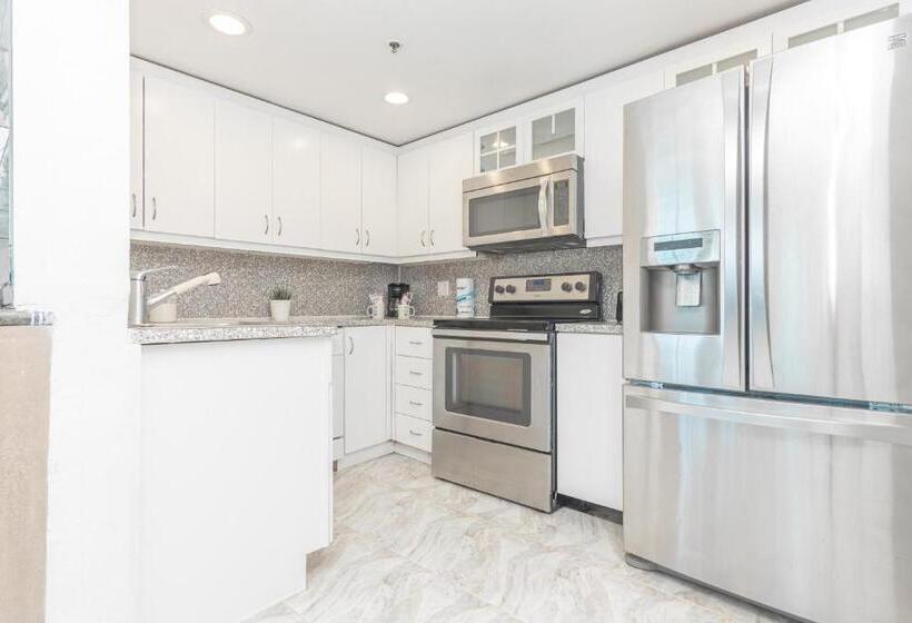 ‫فيلا غرفة نوم واحدة, Girasole Rentals