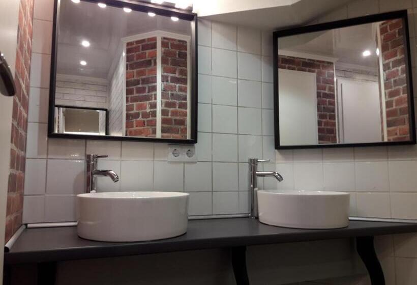 اتاق استاندارد چهار تخته, K&s Apartments