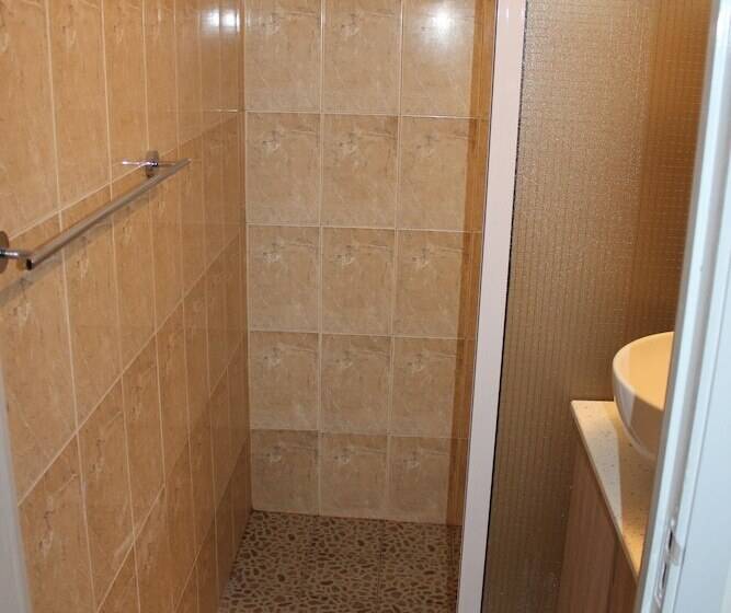 اتاق خانوادگی, Sikamifer Tourist Resort