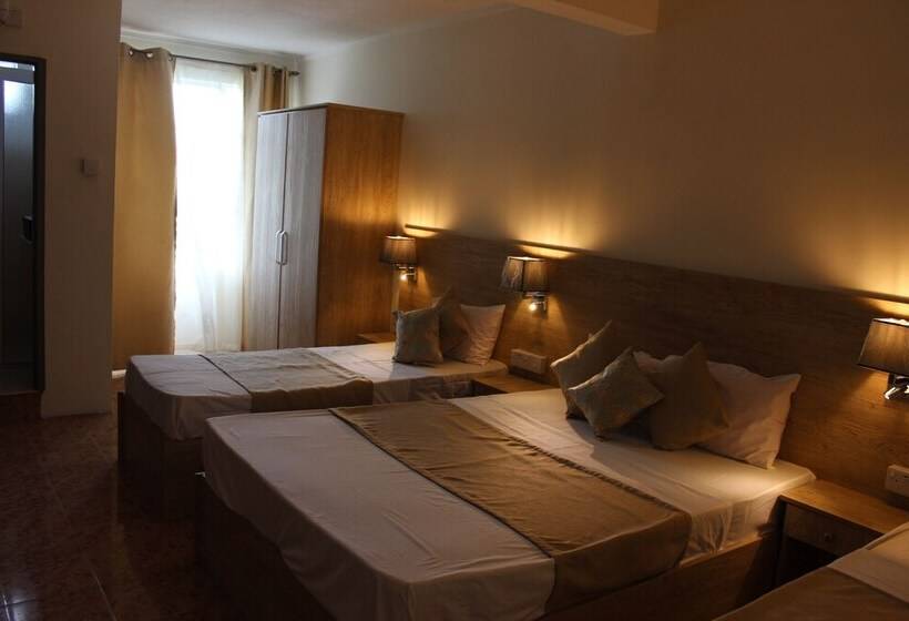 اتاق خانوادگی, Sikamifer Tourist Resort