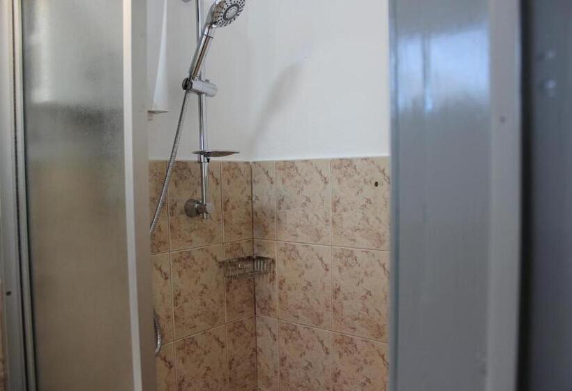 اتاق استاندارد, Sikamifer Tourist Resort