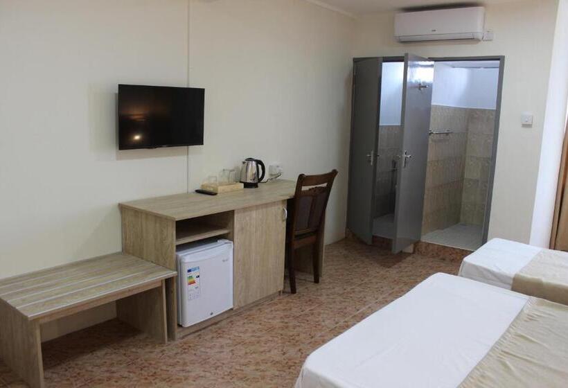 اتاق خانوادگی, Sikamifer Tourist Resort