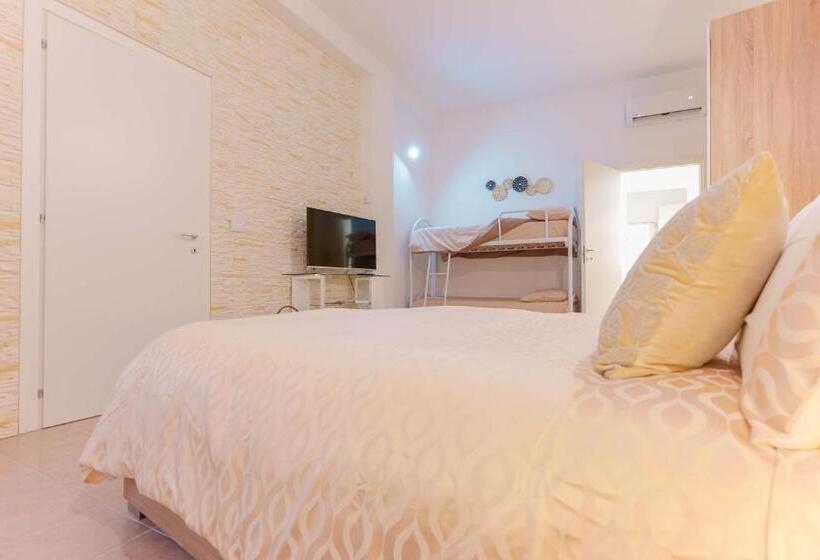 اتاق لوکس خانوادگی, Montellino S Suite Oro