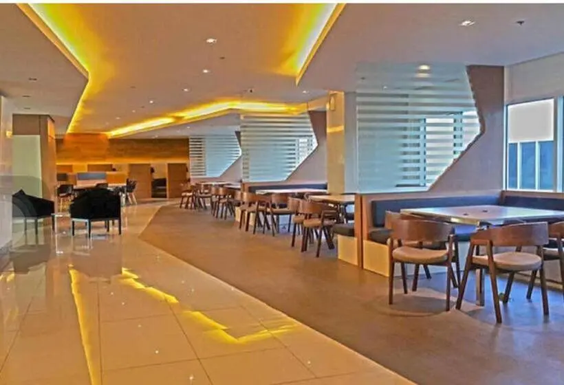 דירה בת חדר שינה 1 עם מרפסת, Green Residences Stays By Pbyy