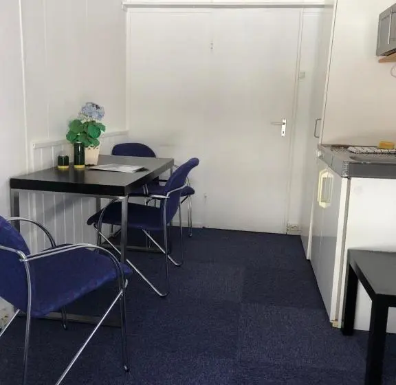 ベーシックルーム, Rena Hostel Einara