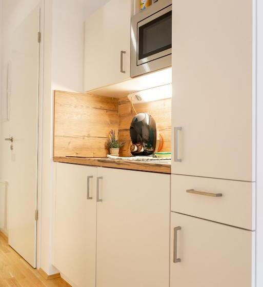 带1个卧室的带阳台的公寓, Myroom Top Munich Serviced Apartments