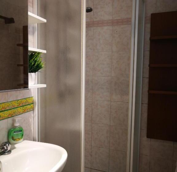 Standard room with outdoor bath, Villa Galilei Rooms