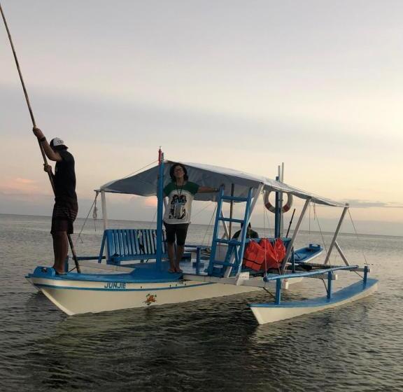 اتاق استاندارد با چشم‌انداز دریا, Sea View Resort