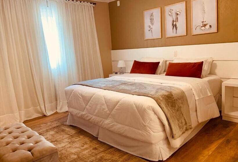 スタンダードスタジオ, Pousada Quinta Do Vale