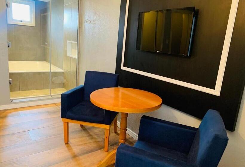 キングサイズベッドのデラックススイート, Pousada Quinta Do Vale