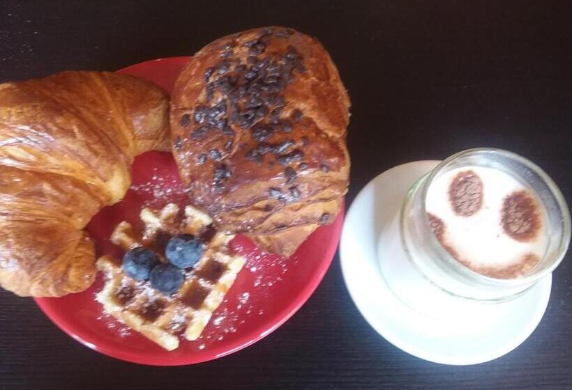 스탠다드 룸, Orange House