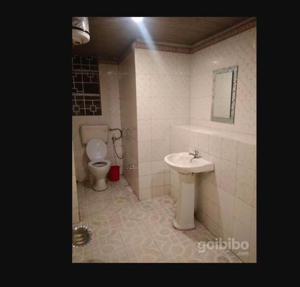 디럭스 룸, Broadway Anneexy