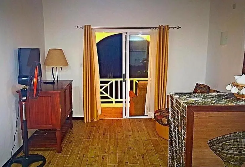 اتاق اساندارد با چشمانداز جانبی به دریا, Ocean Villas Apart