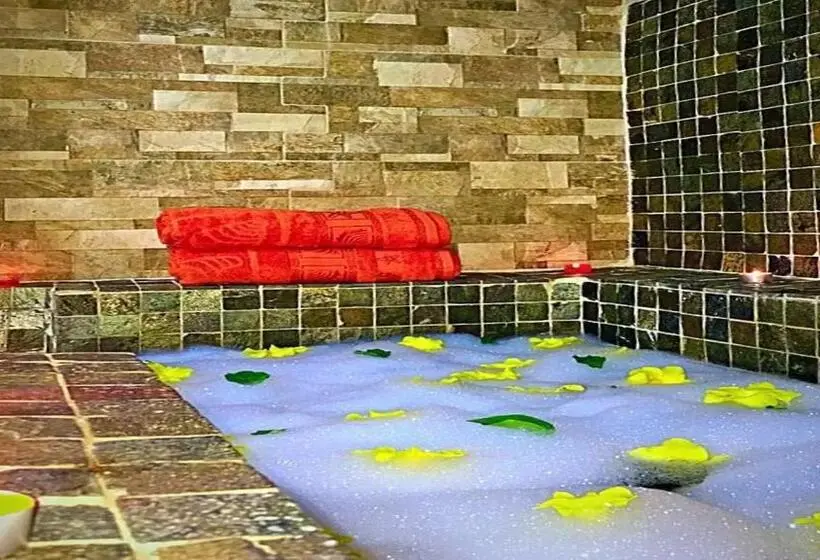 ویلای 3 خوابه, Ocean Villas Apart