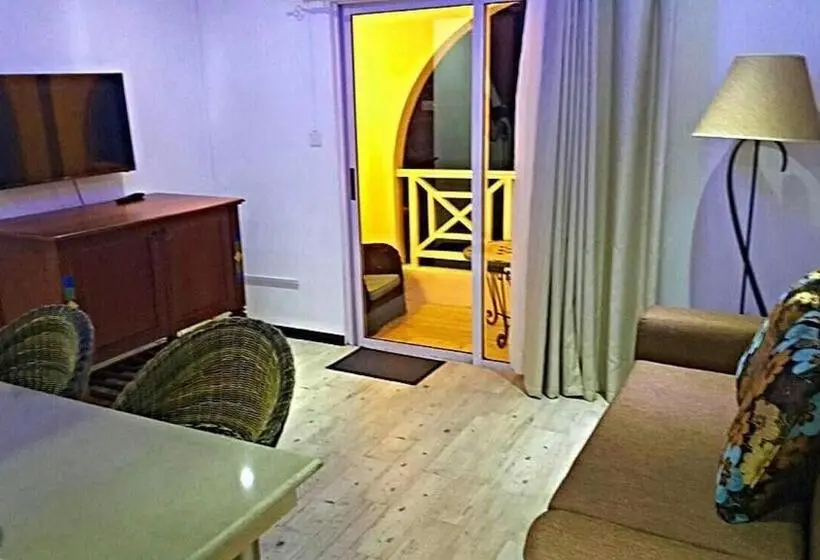 ویلای 3 خوابه, Ocean Villas Apart