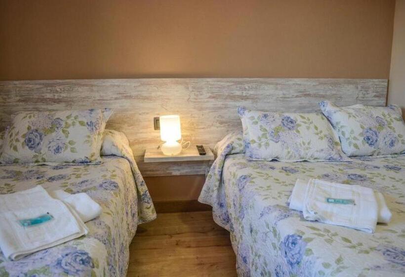 غرفة قياسية ثلاثية, Pension Reconquista