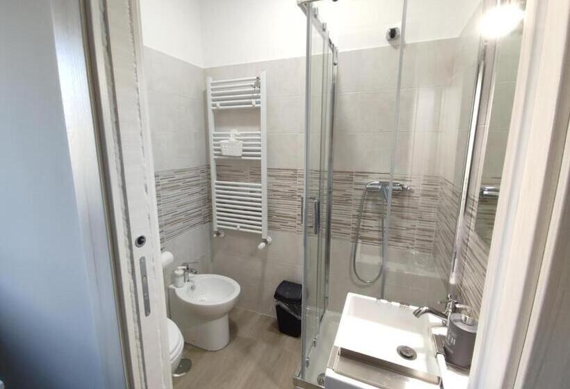 标准单人间, B&b La Bicicletta