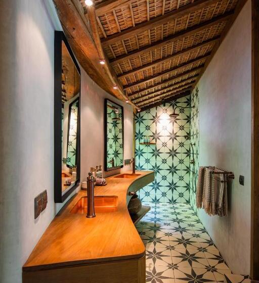 스위트, The Asa Maia Adults Only Resort