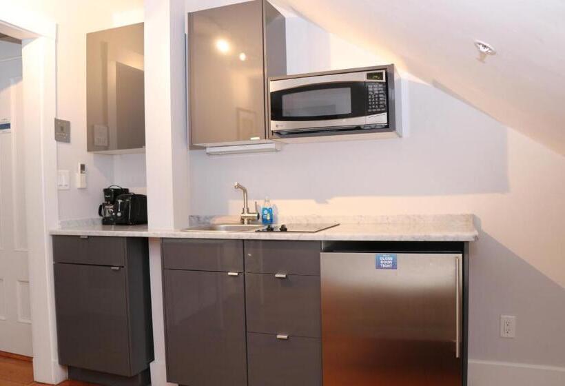 스탠다드 스튜디오, Charming & Stylish Studio On Beacon Hill #15