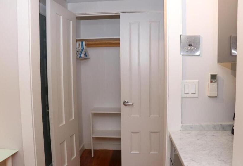 Студия Стандарт, Charming & Stylish Studio On Beacon Hill #15