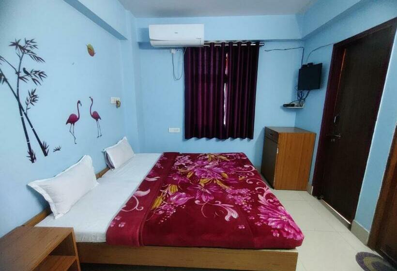 اتاق لوکس, Matri Hotel & Banquets