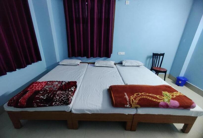 آپارتمان 1 خوابه با بالکن, Matri Hotel & Banquets