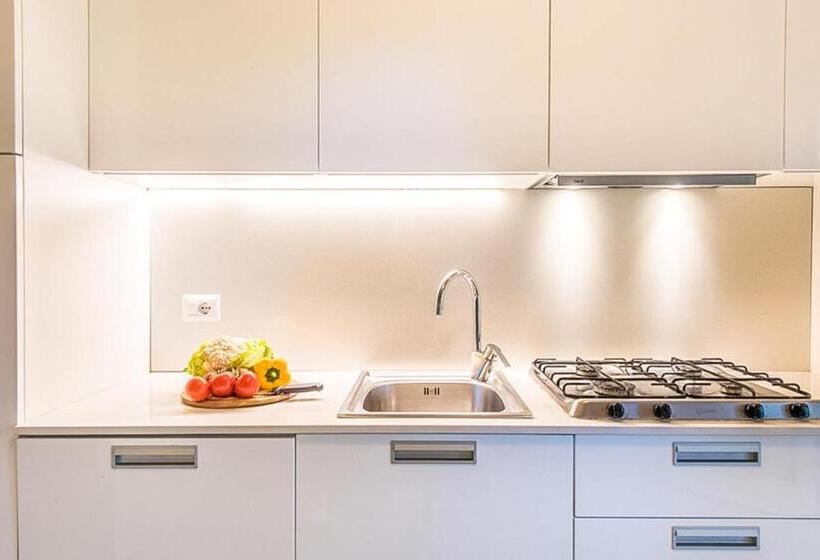 ‫فيلا غرفة نوم واحدة, Resort Riva Degli Etruschi