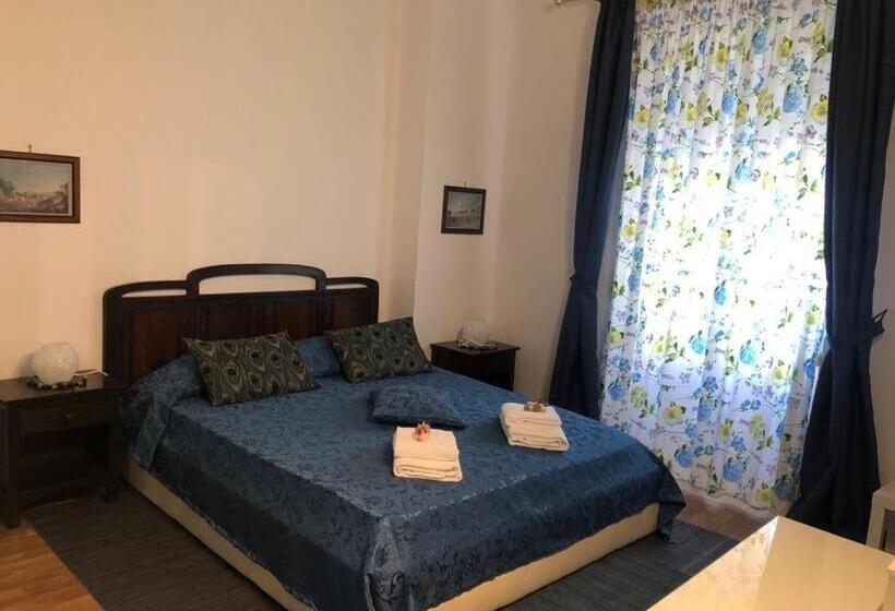 اتاق استاندارد, Well Come Piazza Plebiscito