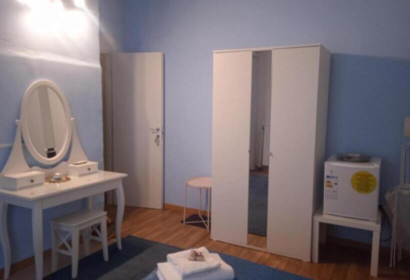 اتاق استاندارد, Well Come Piazza Plebiscito