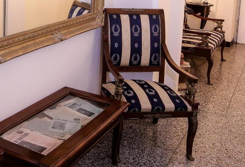 اتاق استاندارد, Well Come Piazza Plebiscito