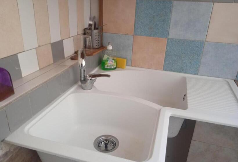 اتاق استاندارد, Well Come Piazza Plebiscito