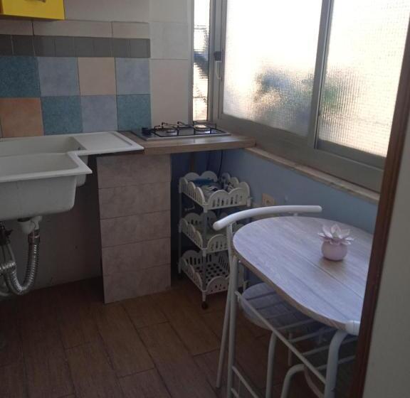 اتاق استاندارد, Well Come Piazza Plebiscito