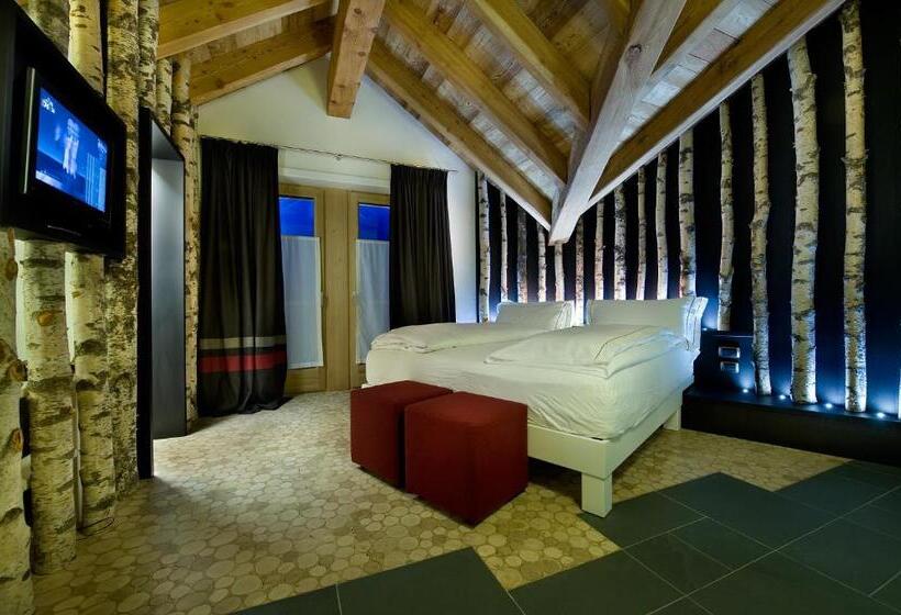 سوییت جونیور, Alpen Hotel Chalet