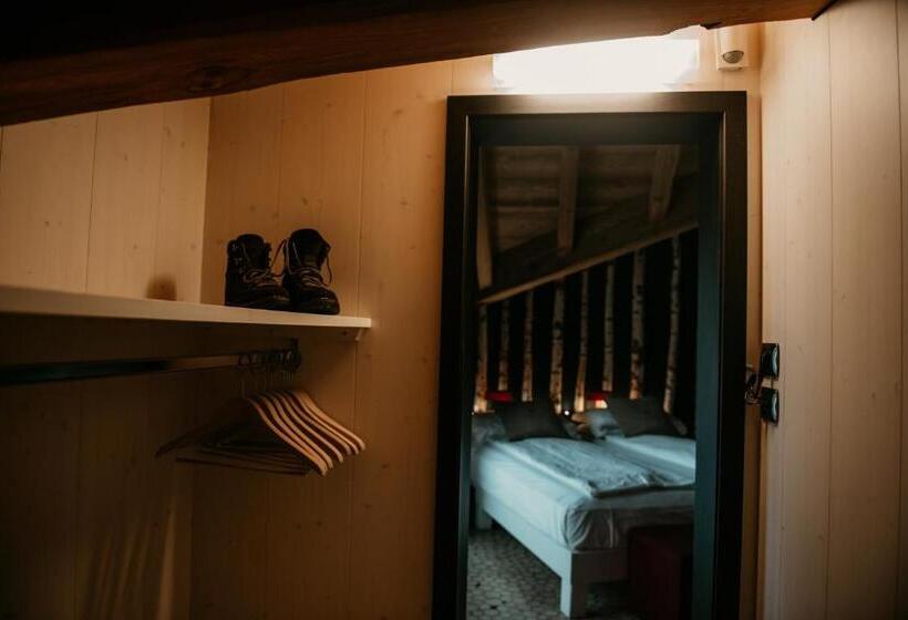 سوییت جونیور, Alpen Hotel Chalet