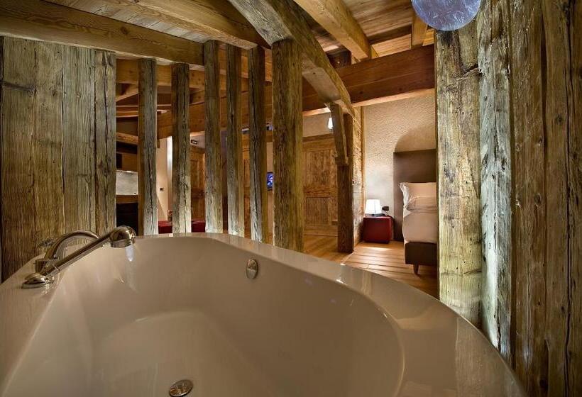 سوییت لوکس, Alpen Hotel Chalet