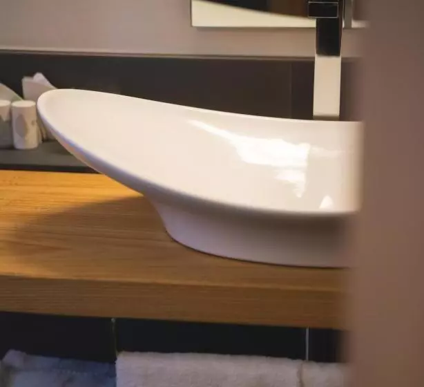 バルコニー付きデラックスルーム, Alpen Hotel Chalet