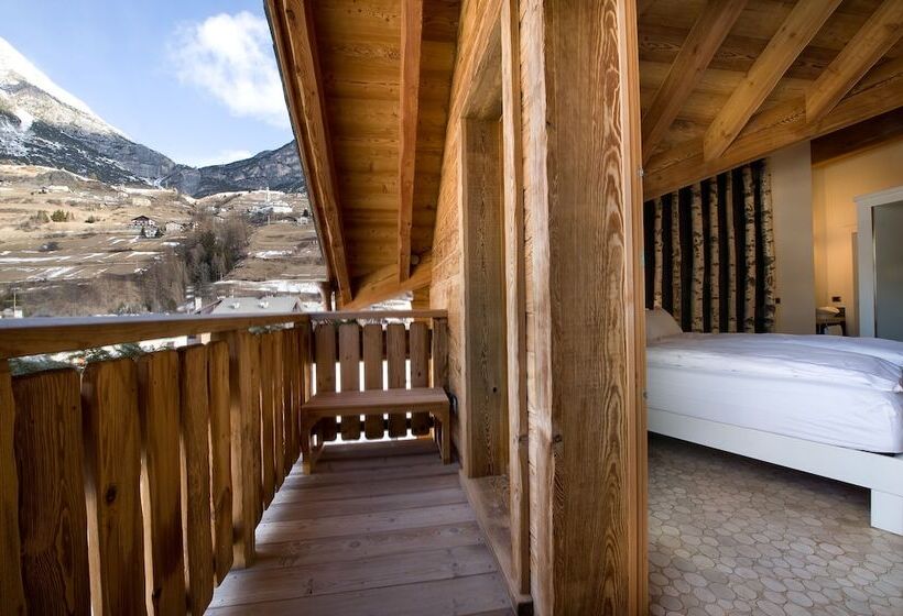 اتاق لوکس با بالکن, Alpen Hotel Chalet