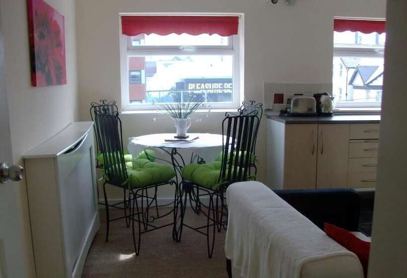 Апартаменты 2 Спальни, Aparthotel Blackpool