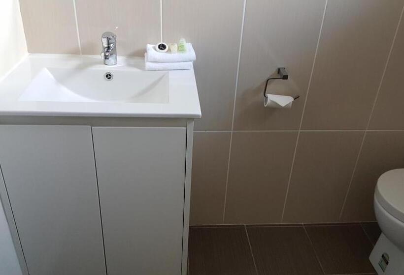 デラックスルーム, Dandenong Motel