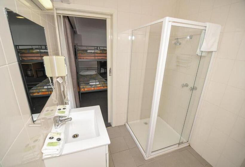 ファミリールーム, Dandenong Motel