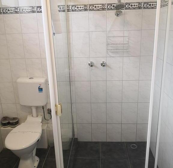 ファミリールーム, Dandenong Motel