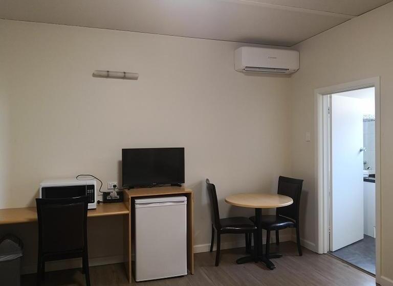 ファミリールーム, Dandenong Motel