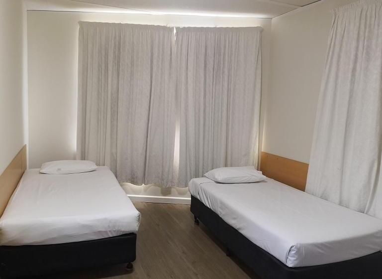 ファミリールーム, Dandenong Motel