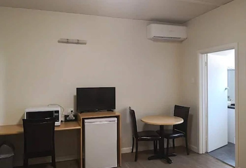 ファミリールーム, Dandenong Motel