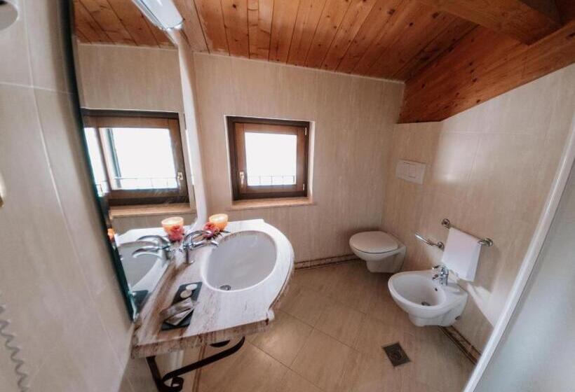 غرفة سوبيريور, Grand Hotel Elite