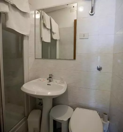 Standard Yhden Hengen Huone, Albergo Ristorante Turchino
