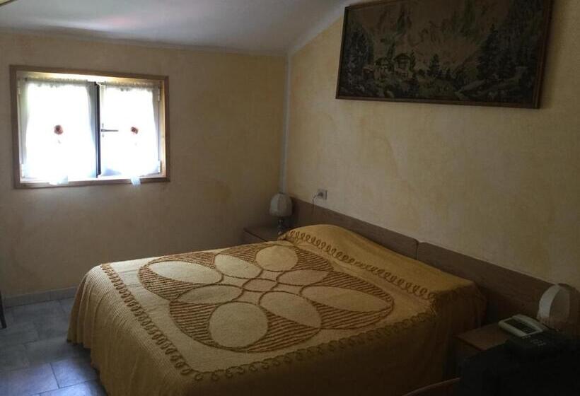 스탠다드 룸 가든 전망, Albergo Ristorante Turchino