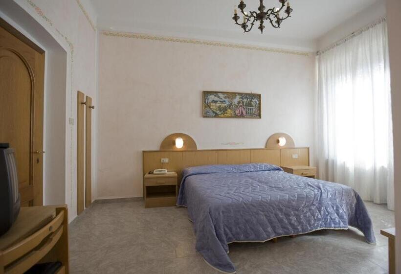 스탠다드 발코니 룸, Albergo Ristorante Turchino