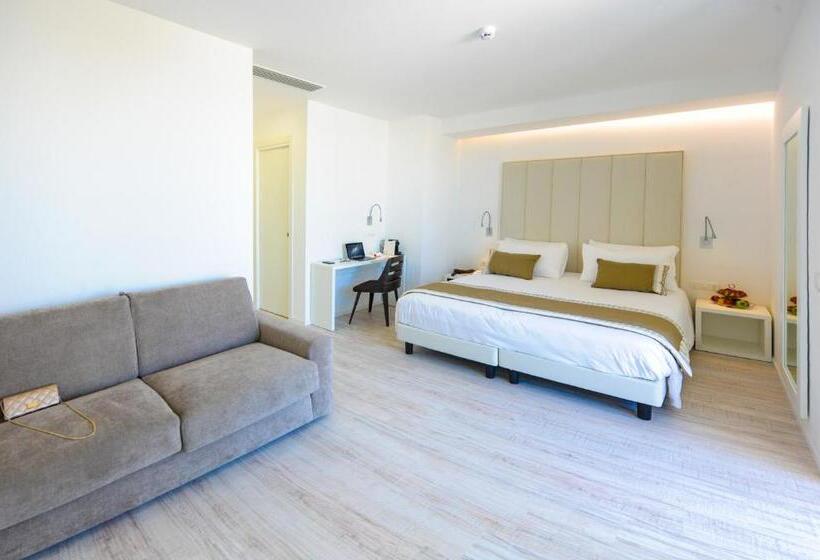 Полулюкс, Bellini Relais