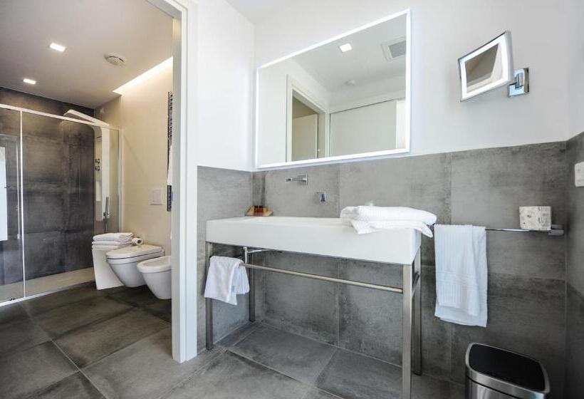 Полулюкс, Bellini Relais